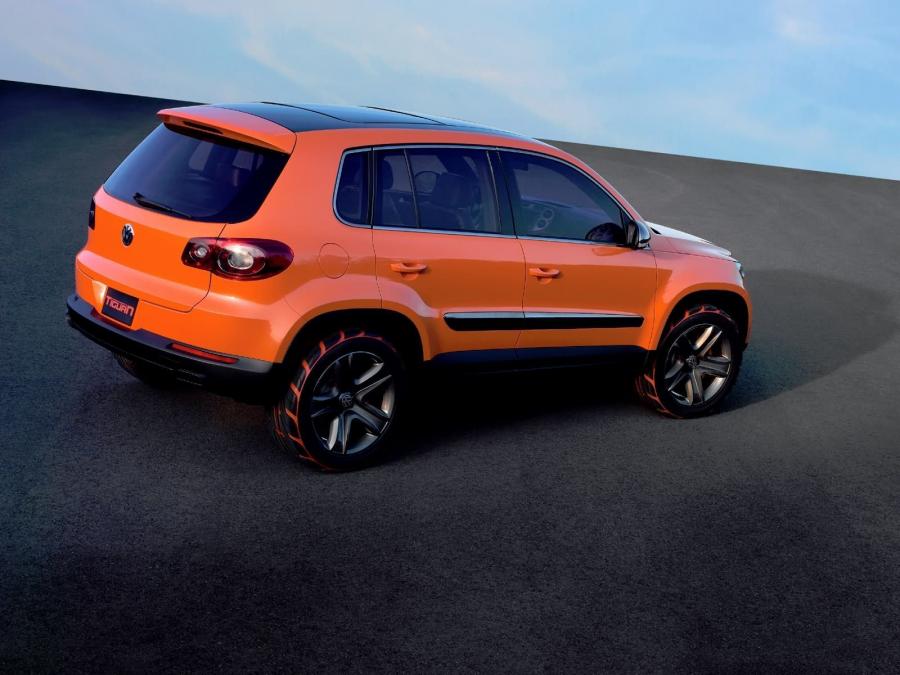  Volkswagen Tiguan Concept 2006 года  (фото 10 из 17)
